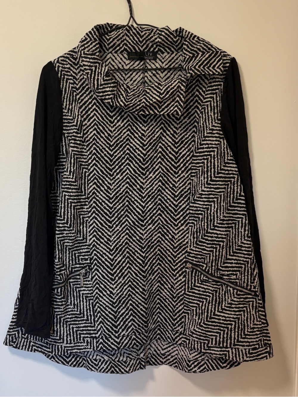 Liv by Habitat Cowl Neck Tunic Laggen Look Black White Pattern Size Small